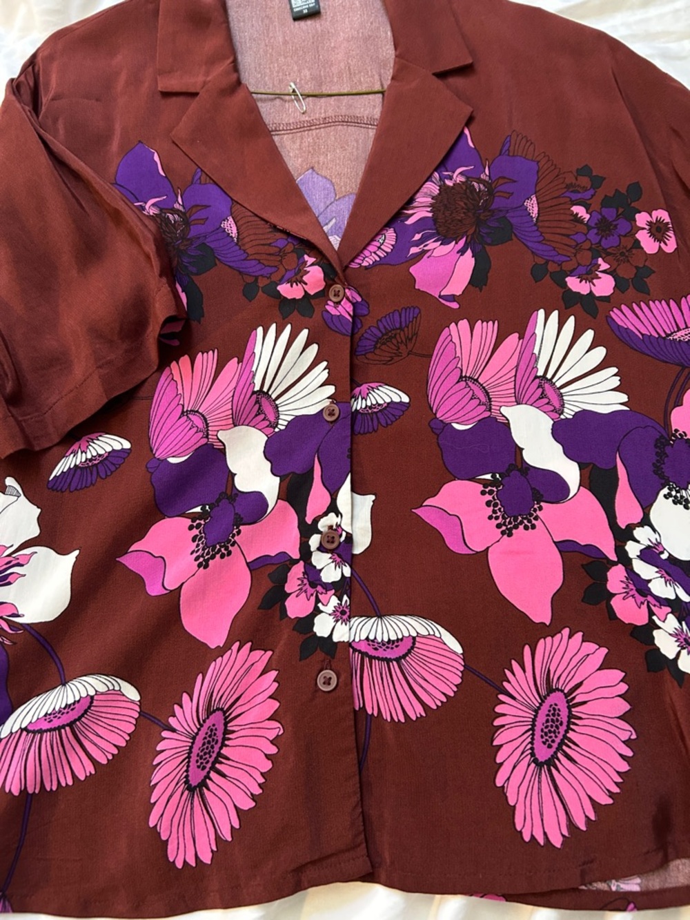 EXPRESS top XS Brown Floral Button-Up Shirt with Pink & Purple Blooms